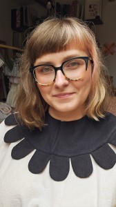 kołnierz LEN czarna seria DORODNIEJSZY PŁATEK